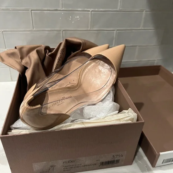 Gianvito Rossi Plexi Pumps size 37 1/2 - Picture 3 of 8